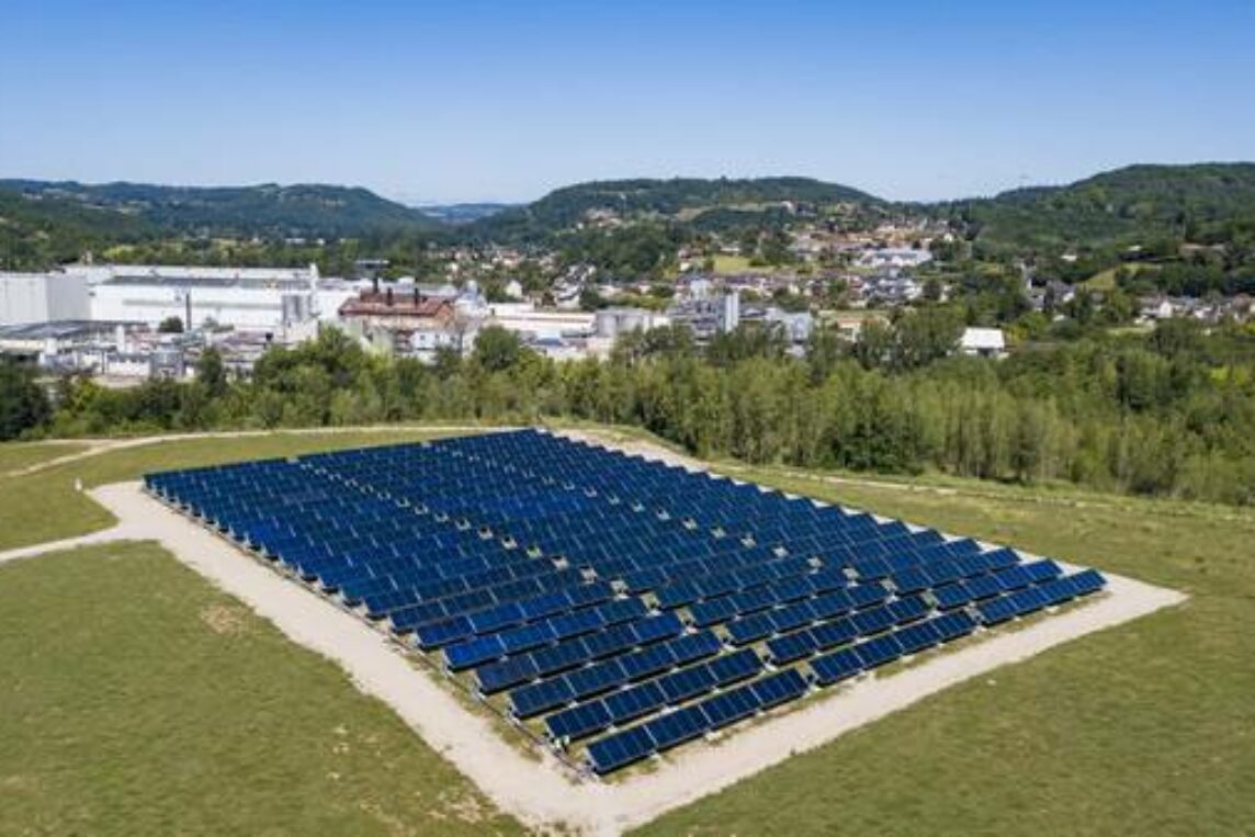 Vapeur en industrie : Économies d’énergie substantielles grâce à cette centrale solaire thermique